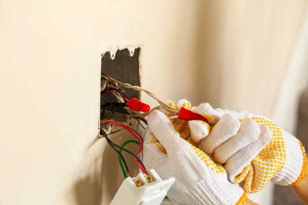 Best Emergency Electrical Repair Services  in Solana, FL